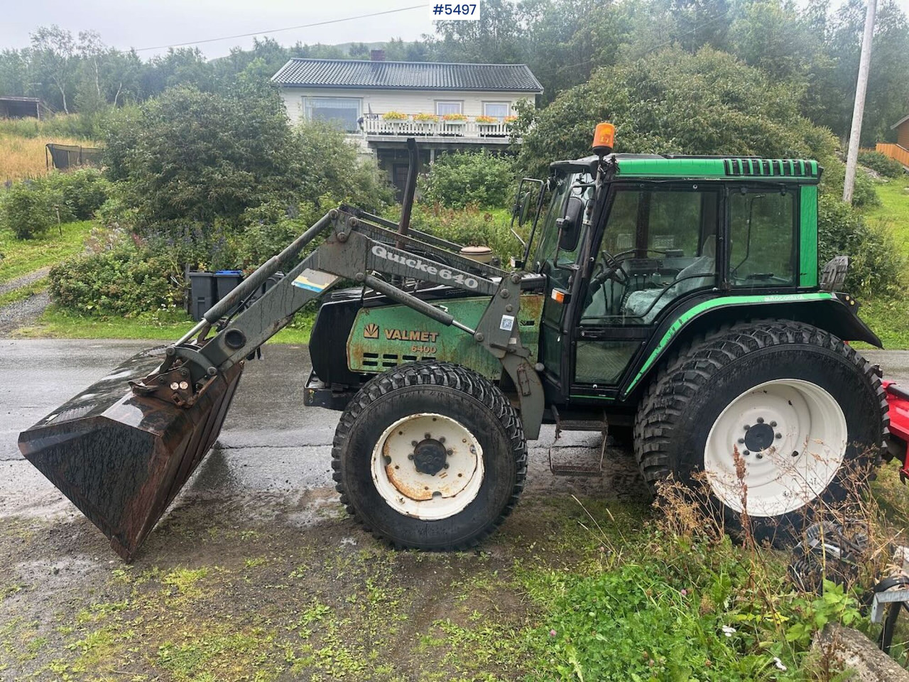 1994 Valmet 6400 Turbo 4x4 tractor with front loader and agricultural tires on rims. - Traktor: slika 1 1994 Valmet 6400 Turbo 4x4 tractor with front loader and agricultural tires on rims. - Traktor: slika 1