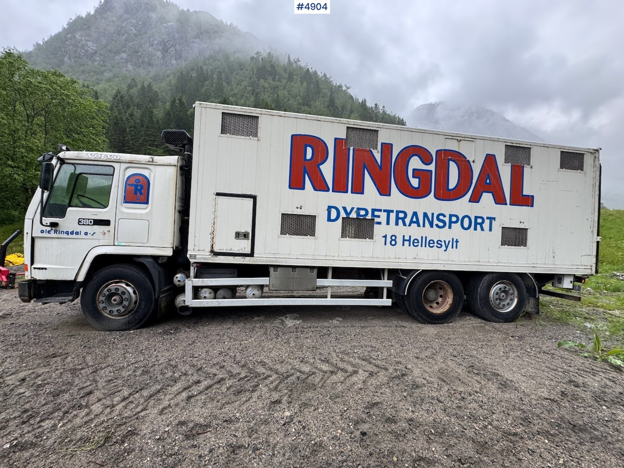 1996 Volvo FL12 6x2 Animal transport. - Kamion za prevoz stoke: slika 2 1996 Volvo FL12 6x2 Animal transport. - Kamion za prevoz stoke: slika 2