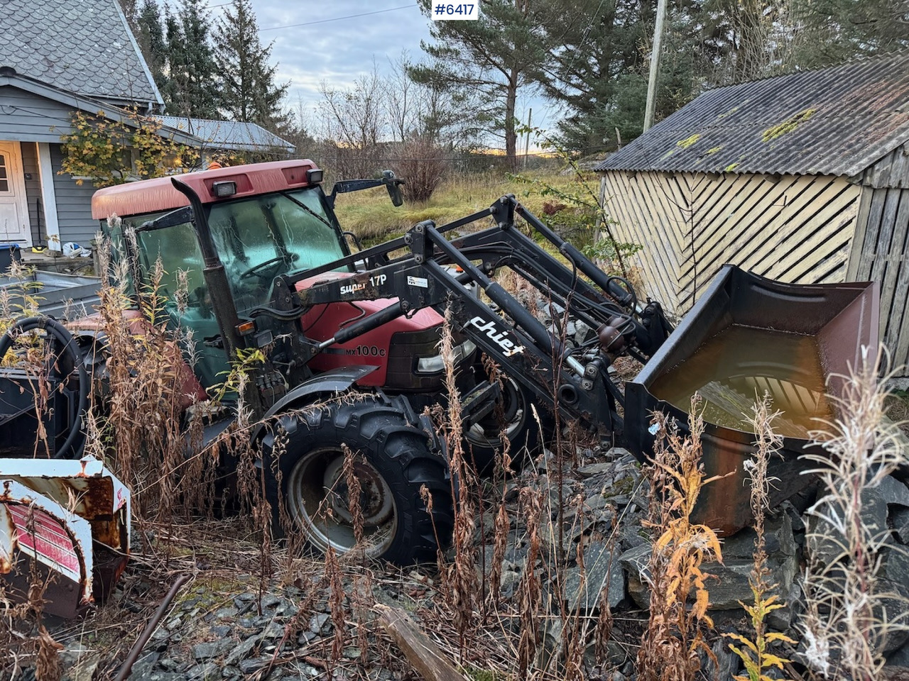 1999 Case IH Maxxum MX 100C w/ front loader, bucket and blade. Repair object. - Traktor: slika 1 1999 Case IH Maxxum MX 100C w/ front loader, bucket and blade. Repair object. - Traktor: slika 1