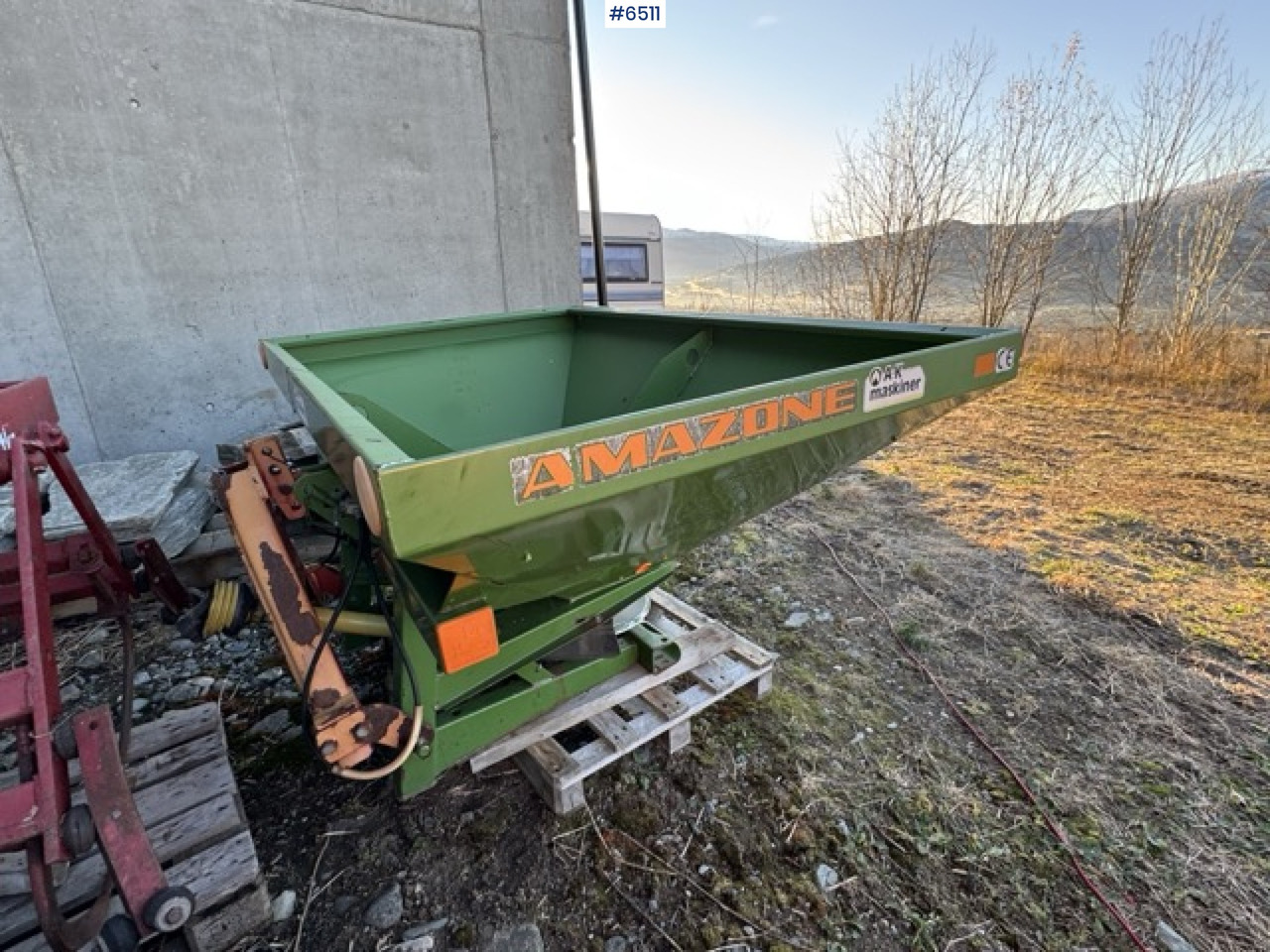 2000 Amazone ZA-X Perfect Fertilizer spreader - Rasipač veštačkog đubriva: slika 2 2000 Amazone ZA-X Perfect Fertilizer spreader - Rasipač veštačkog đubriva: slika 2
