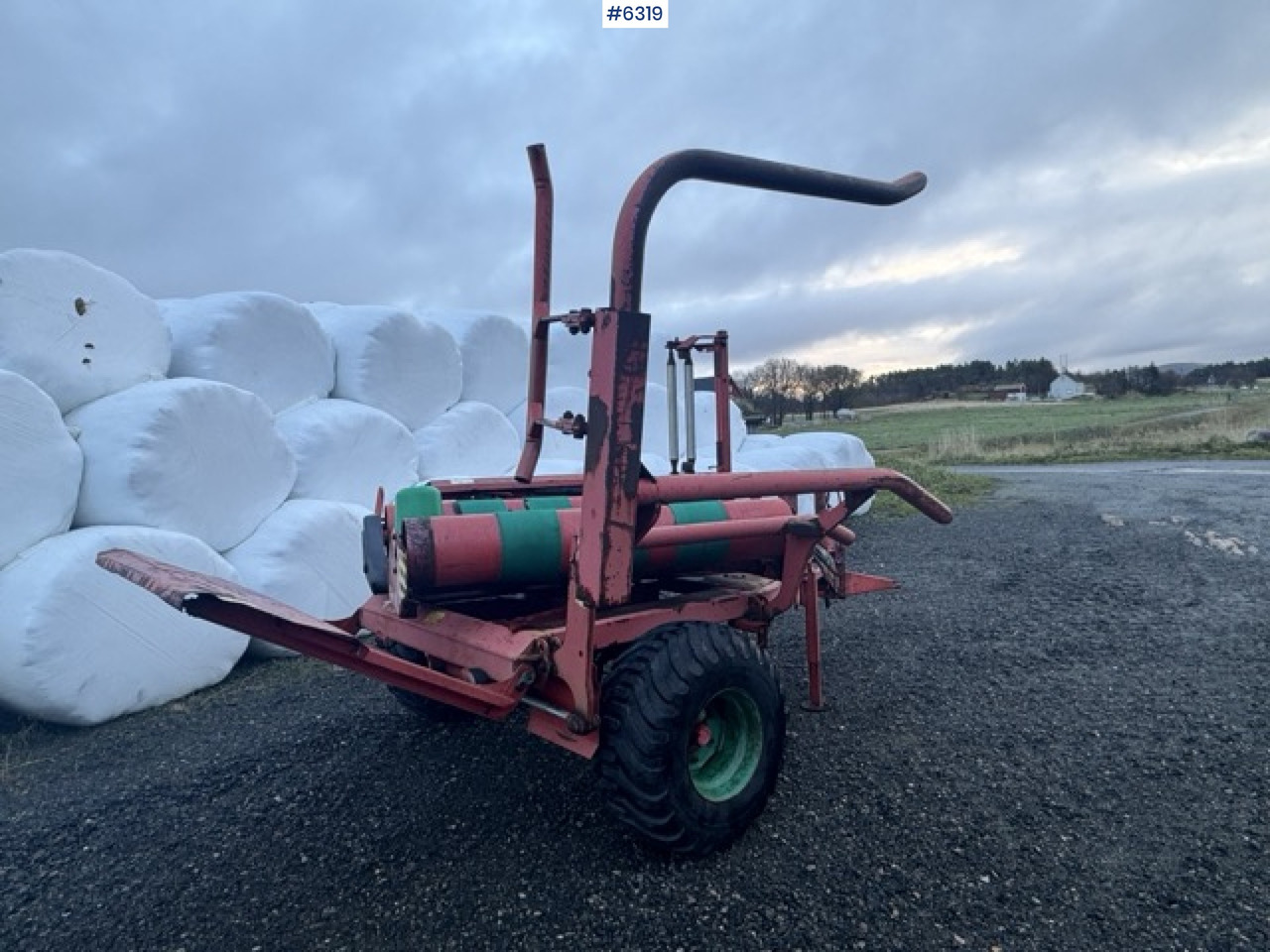 Oprema za prevrtanje i razlaganje 2002 Kverneland UN 7515 round bale wrapper: slika 7