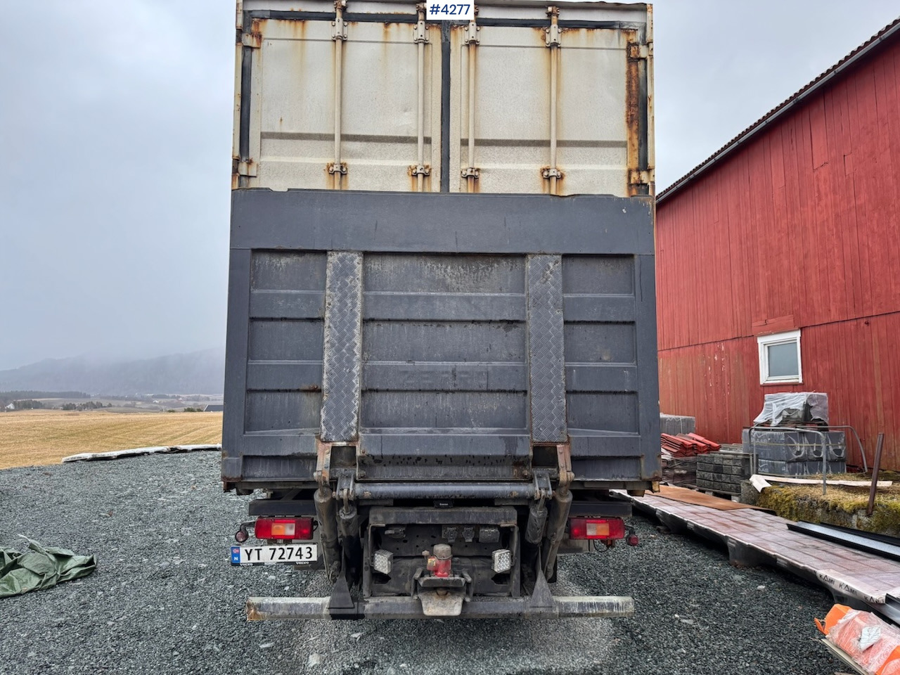 2002 Volvo FM9 Containerchassis - Kamion sa zatvorenim sandukom: slika 5 2002 Volvo FM9 Containerchassis - Kamion sa zatvorenim sandukom: slika 5