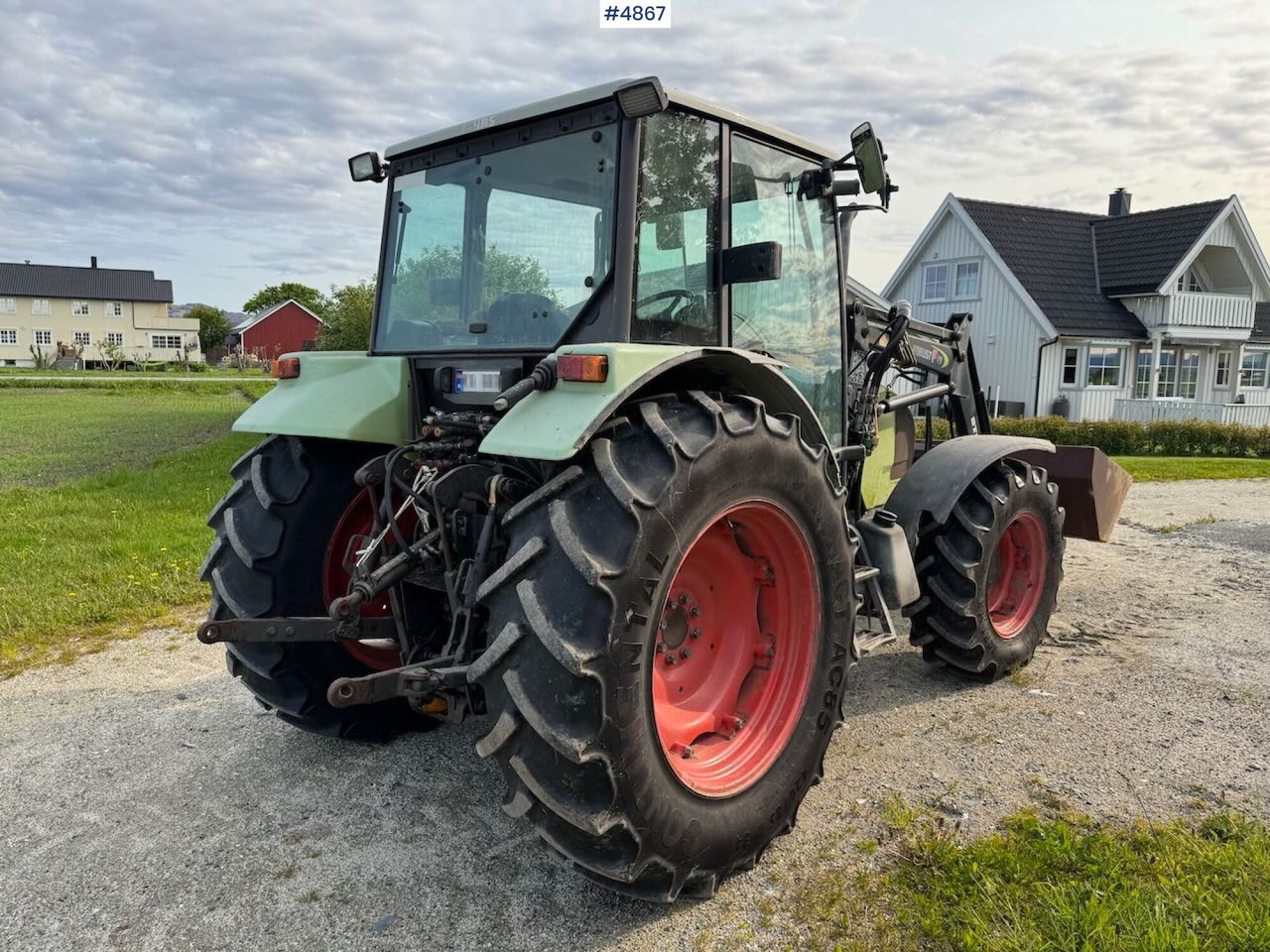2007 Claas Celtis 446 with front loader, pallet forks, and bucket - Traktor: slika 5 2007 Claas Celtis 446 with front loader, pallet forks, and bucket - Traktor: slika 5
