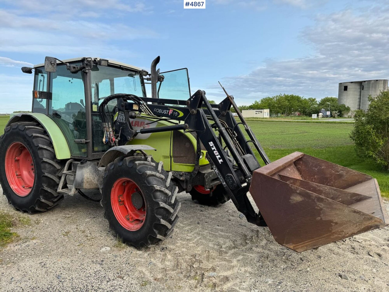 2007 Claas Celtis 446 with front loader, pallet forks, and bucket - Traktor: slika 1 2007 Claas Celtis 446 with front loader, pallet forks, and bucket - Traktor: slika 1