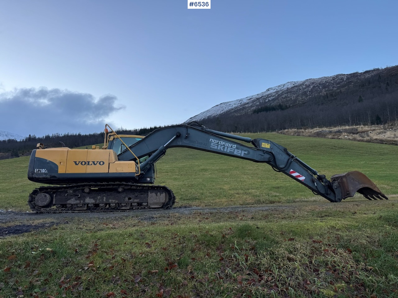 2007 Volvo EC 210 CL w/ excavator bucket and good chassis. - Bager guseničar: slika 3 2007 Volvo EC 210 CL w/ excavator bucket and good chassis. - Bager guseničar: slika 3