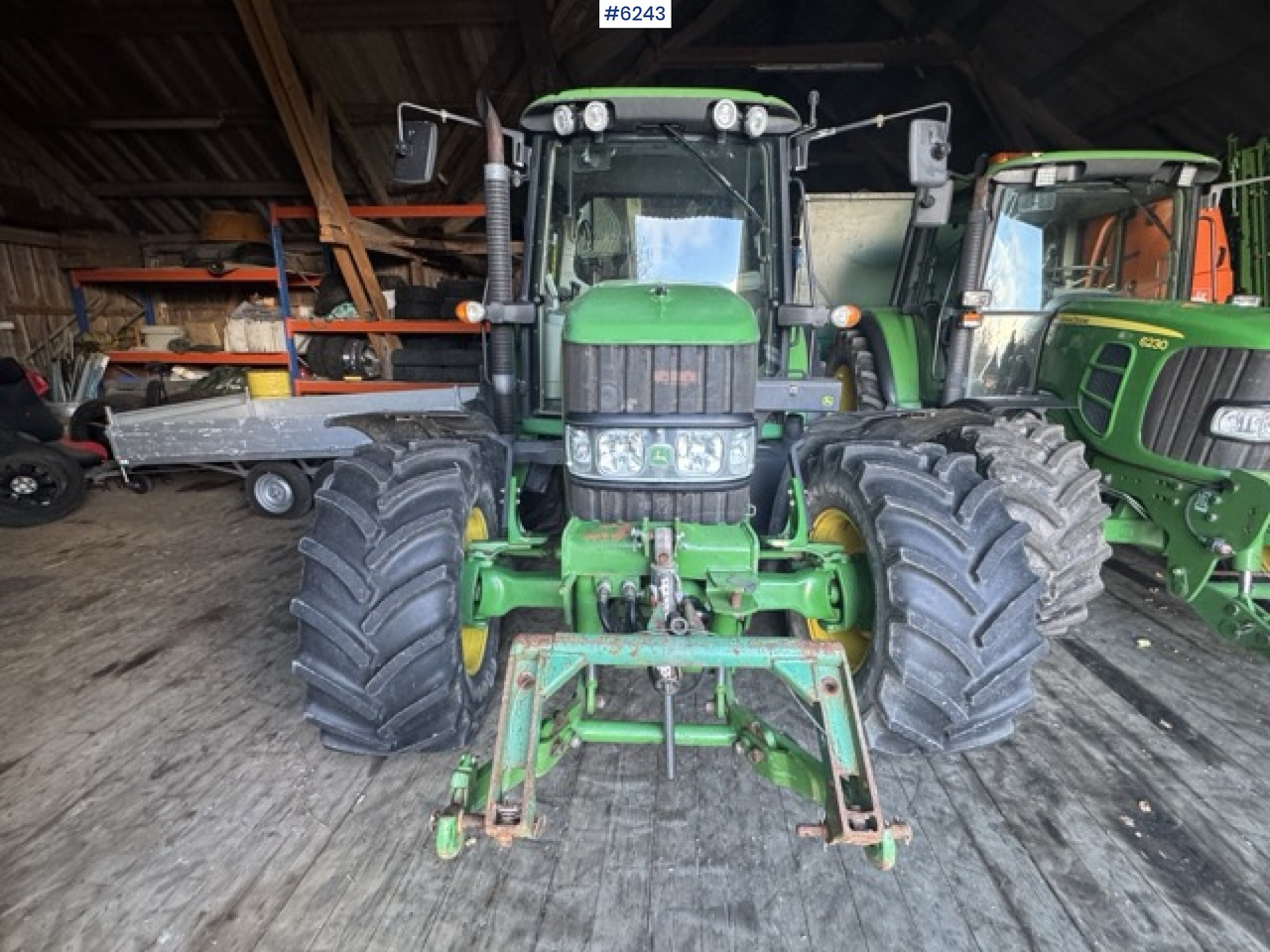 2008 John Deere 6230 Premium (114 hp) – Only 2,402 hours! - Traktor: slika 4 2008 John Deere 6230 Premium (114 hp) – Only 2,402 hours! - Traktor: slika 4