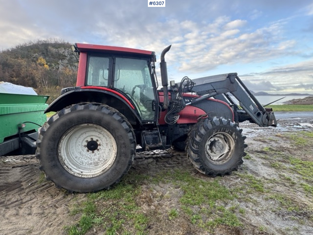 2008 Valtra T190 with front loader and 3rd function. SEE VIDEO! - Traktor: slika 5 2008 Valtra T190 with front loader and 3rd function. SEE VIDEO! - Traktor: slika 5