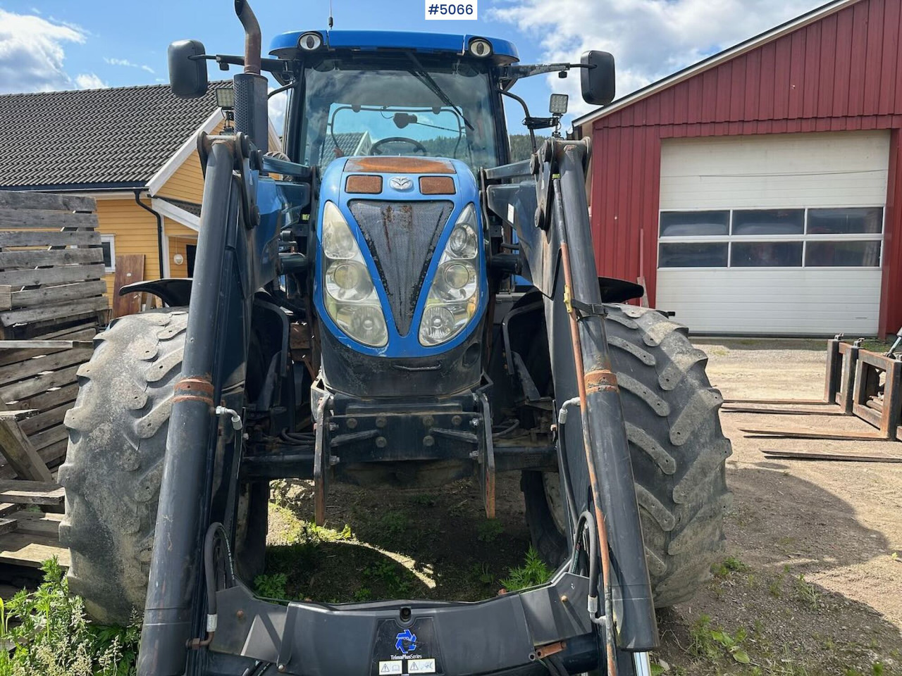 2011 New Holland T6080 w/ trima +5.1p - Traktor: slika 3 2011 New Holland T6080 w/ trima +5.1p - Traktor: slika 3