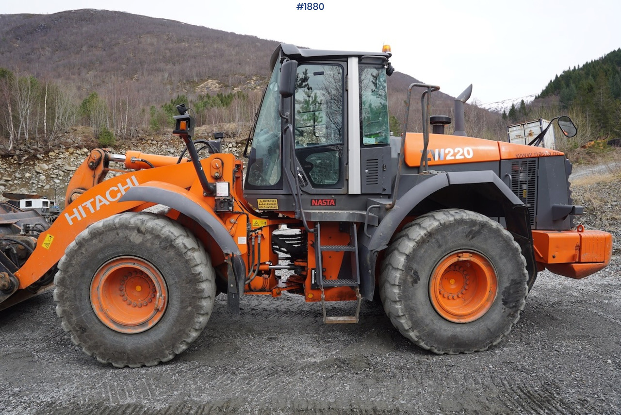 2012 Hitachi ZW220 - Utovarivač točkaš: slika 3 2012 Hitachi ZW220 - Utovarivač točkaš: slika 3