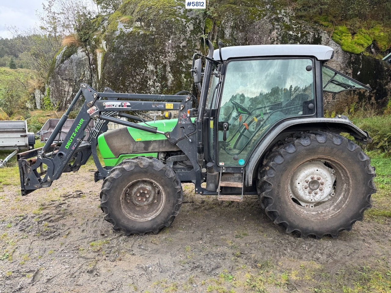 2013 Deutz Fahr Agroplus 410 DT w/ front loader. - Traktor: slika 1 2013 Deutz Fahr Agroplus 410 DT w/ front loader. - Traktor: slika 1