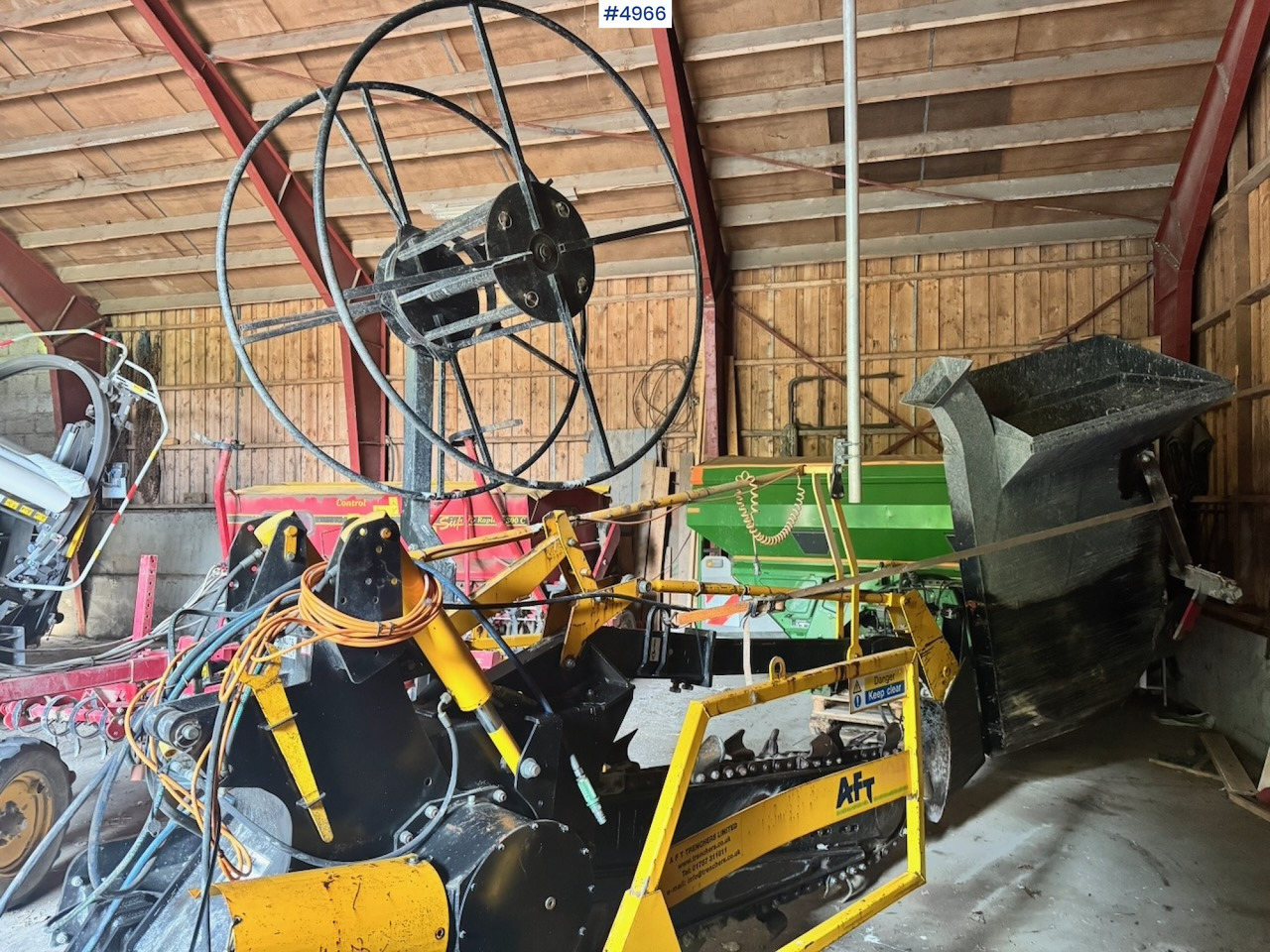2014 AFT100 Chain Trencher - Oprema za obradu zemljišta: slika 2 2014 AFT100 Chain Trencher - Oprema za obradu zemljišta: slika 2