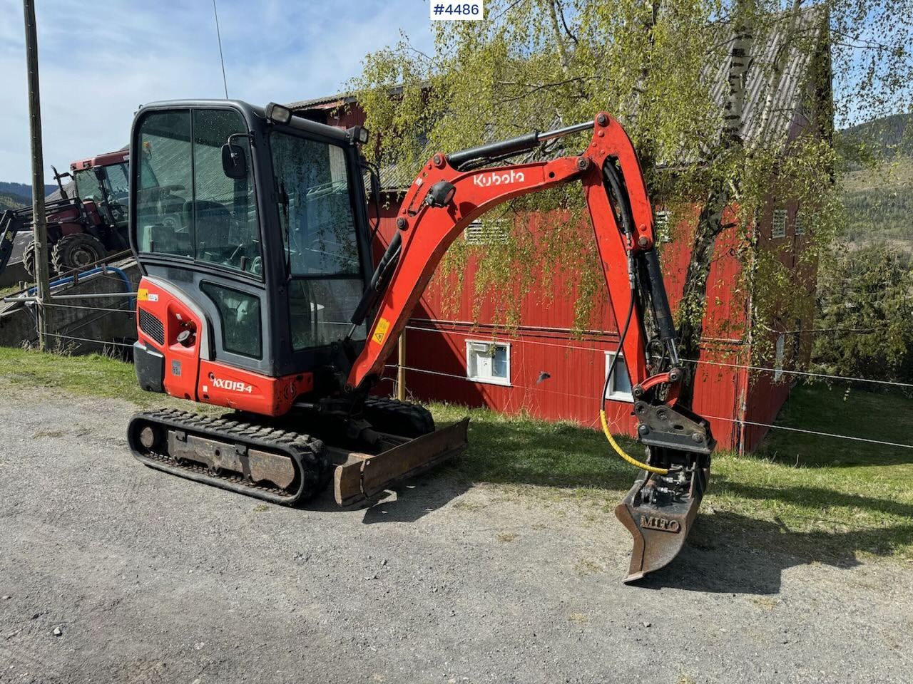 2014 Kubota KX019 Mini excavator with two buckets - Bager: slika 4 2014 Kubota KX019 Mini excavator with two buckets - Bager: slika 4
