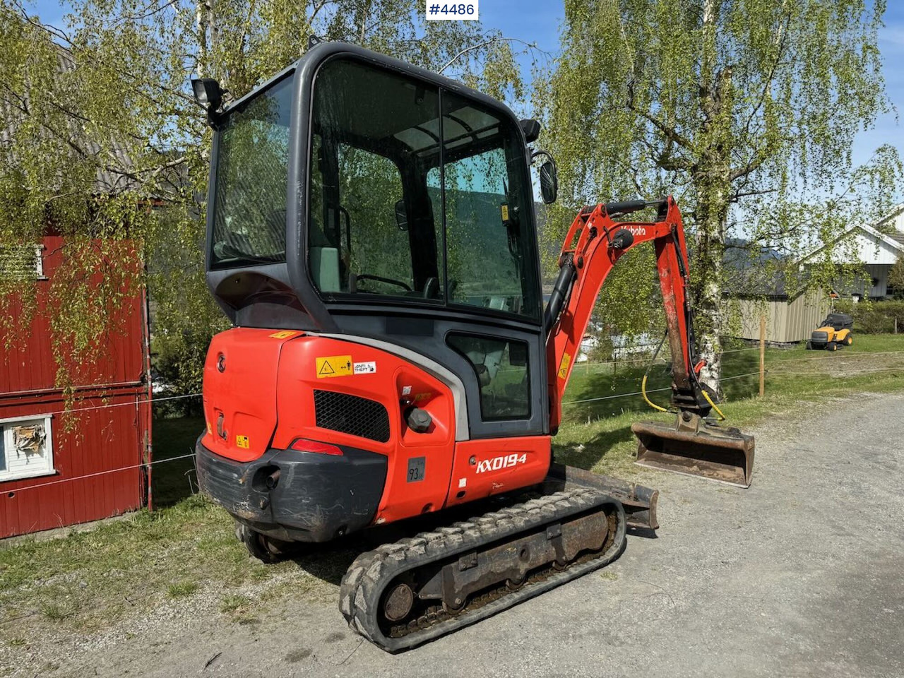 2014 Kubota KX019 Mini excavator with two buckets - Bager: slika 3 2014 Kubota KX019 Mini excavator with two buckets - Bager: slika 3