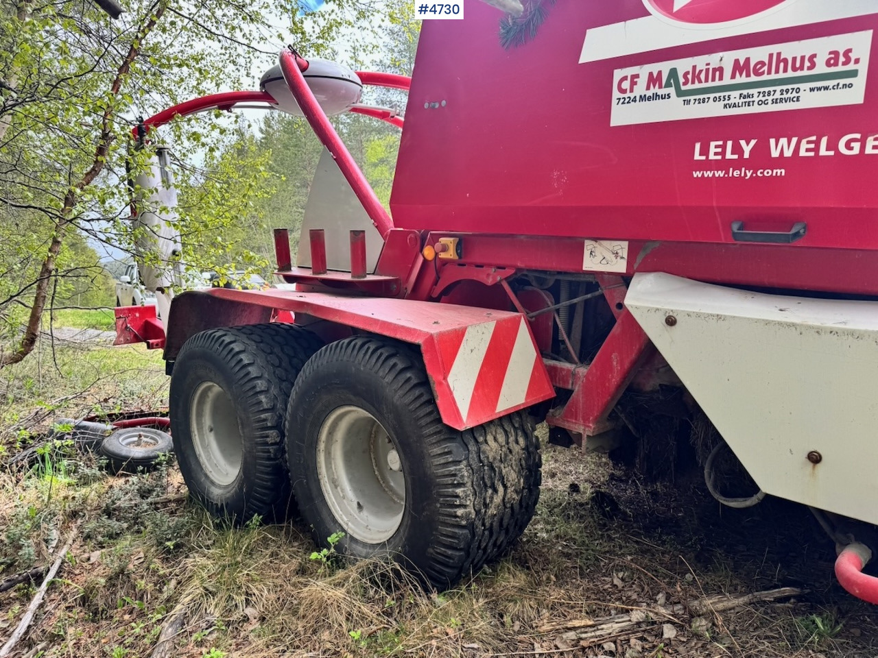 2015 Lely Welger Double Action 235 Profi - Oprema za prevrtanje i razlaganje: slika 4 2015 Lely Welger Double Action 235 Profi - Oprema za prevrtanje i razlaganje: slika 4