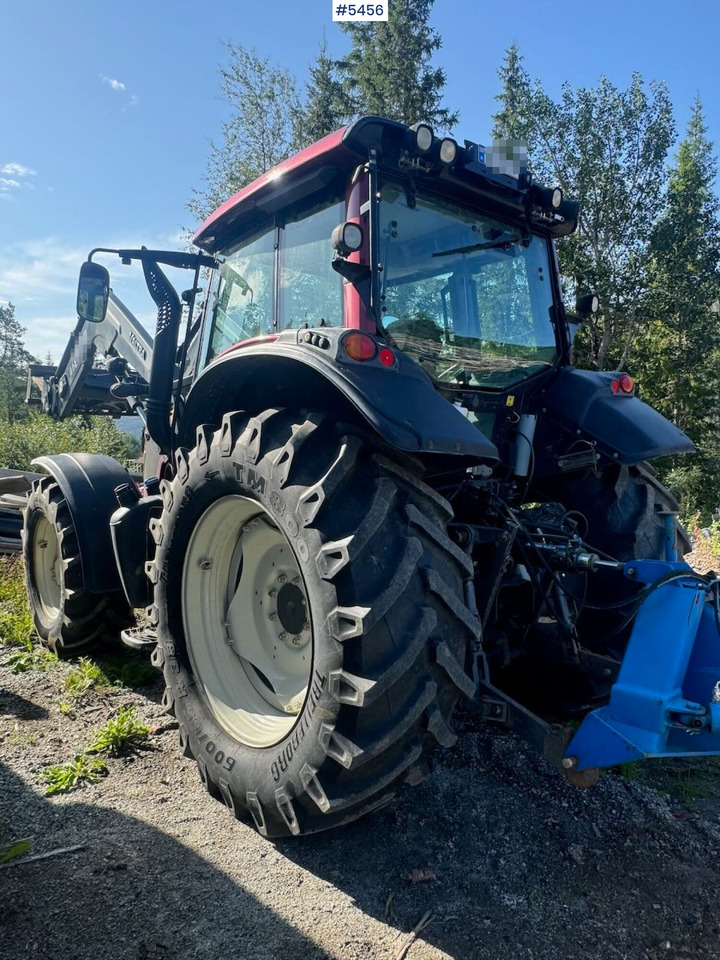 2015 Valtra N123 w/ front loader - Traktor: slika 5 2015 Valtra N123 w/ front loader - Traktor: slika 5