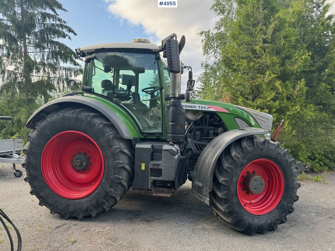 2017 Fendt 724 Vario - Traktor: slika 2 2017 Fendt 724 Vario - Traktor: slika 2