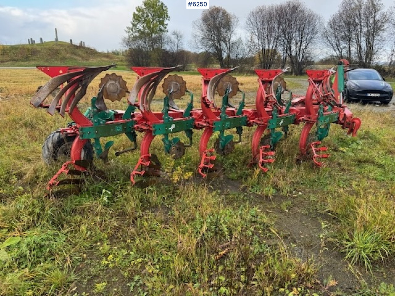 2017 Kverneland EG 5-coil reversible plow w/ new coulters and extra equipment! - Oprema za obradu zemljišta: slika 3 2017 Kverneland EG 5-coil reversible plow w/ new coulters and extra equipment! - Oprema za obradu zemljišta: slika 3