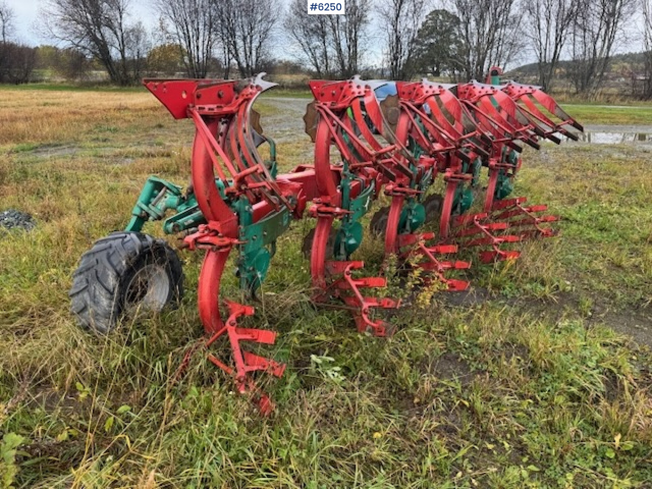 2017 Kverneland EG 5-coil reversible plow w/ new coulters and extra equipment! - Oprema za obradu zemljišta: slika 4 2017 Kverneland EG 5-coil reversible plow w/ new coulters and extra equipment! - Oprema za obradu zemljišta: slika 4