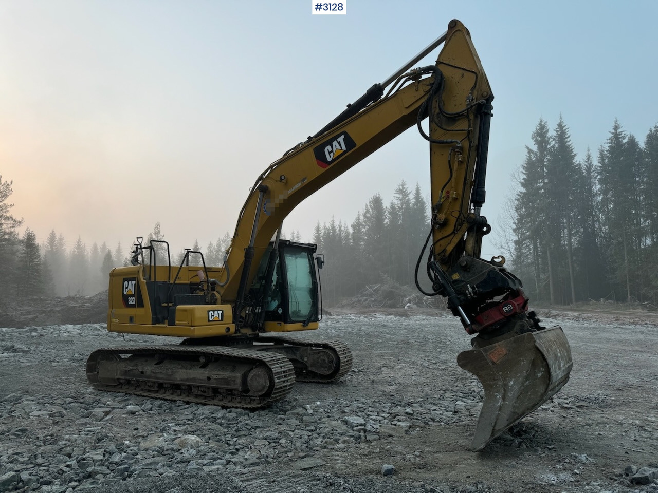 2018 Cat 323-07 with rototilt, grading bucket, and digging bucket - Bager: slika 5 2018 Cat 323-07 with rototilt, grading bucket, and digging bucket - Bager: slika 5