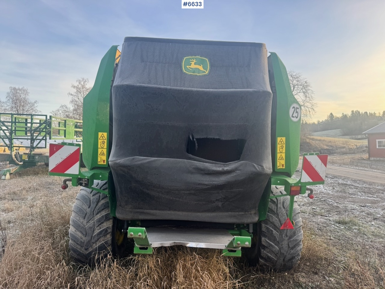 2018 John Deere V451R Round baler - Oprema za prevrtanje i razlaganje: slika 5 2018 John Deere V451R Round baler - Oprema za prevrtanje i razlaganje: slika 5