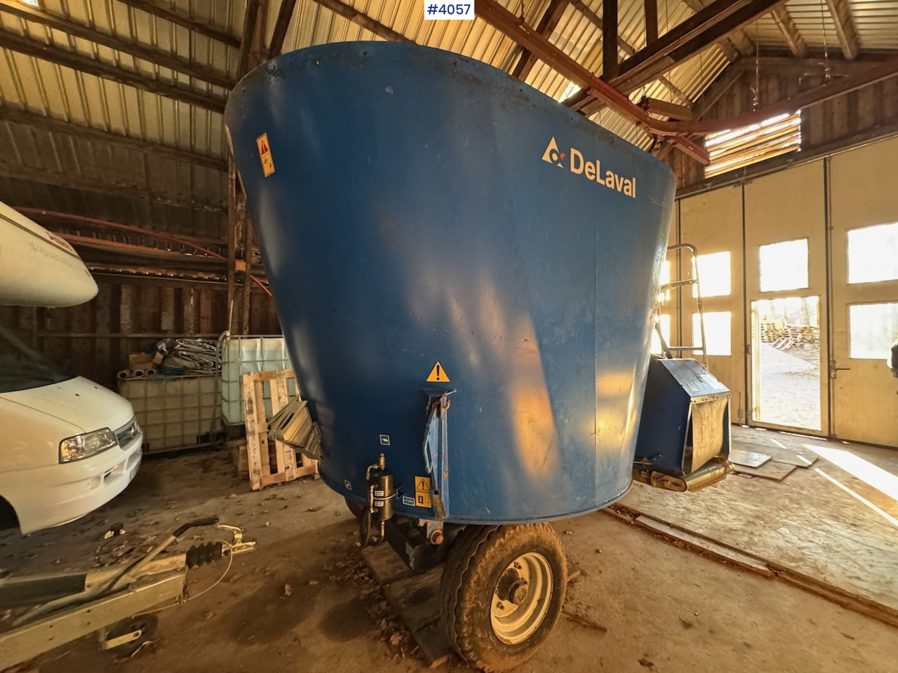 2019 Delaval VM12 Coarse feed mixer - Oprema za stoku: slika 3 2019 Delaval VM12 Coarse feed mixer - Oprema za stoku: slika 3