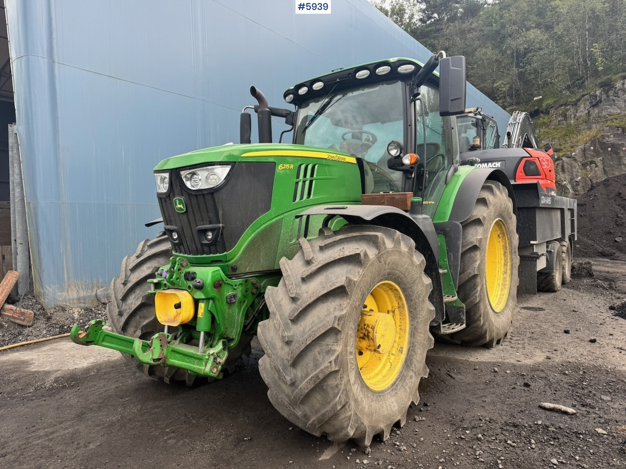 2020 John Deere 6215R w/ Front PTO and hydraulics. 2 sets of tires. - Traktor: slika 1 2020 John Deere 6215R w/ Front PTO and hydraulics. 2 sets of tires. - Traktor: slika 1