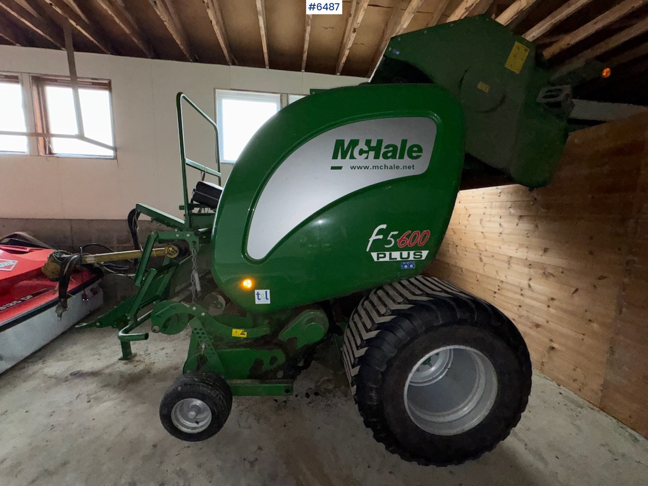 2021 McHale F5600 Plus w/ Camless Pick-Up and 710 Tires. - Oprema za prevrtanje i razlaganje: slika 4 2021 McHale F5600 Plus w/ Camless Pick-Up and 710 Tires. - Oprema za prevrtanje i razlaganje: slika 4