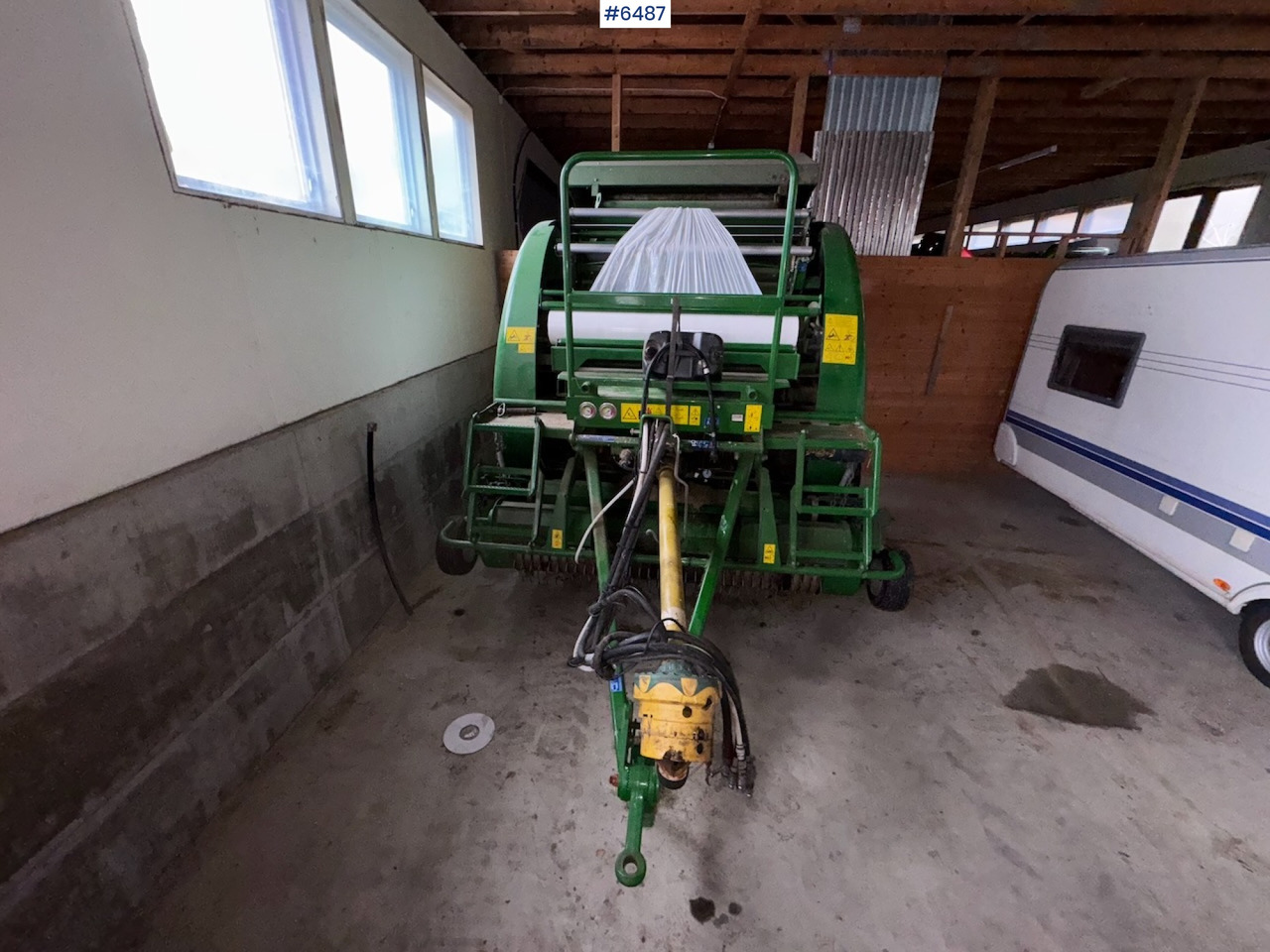 2021 McHale F5600 Plus w/ Camless Pick-Up and 710 Tires. - Oprema za prevrtanje i razlaganje: slika 2 2021 McHale F5600 Plus w/ Camless Pick-Up and 710 Tires. - Oprema za prevrtanje i razlaganje: slika 2