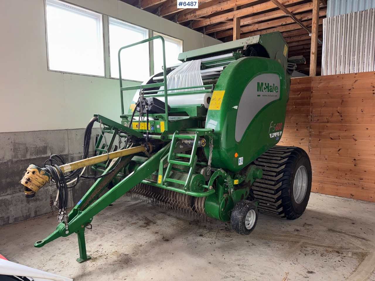 2021 McHale F5600 Plus w/ Camless Pick-Up and 710 Tires. - Oprema za prevrtanje i razlaganje: slika 1 2021 McHale F5600 Plus w/ Camless Pick-Up and 710 Tires. - Oprema za prevrtanje i razlaganje: slika 1