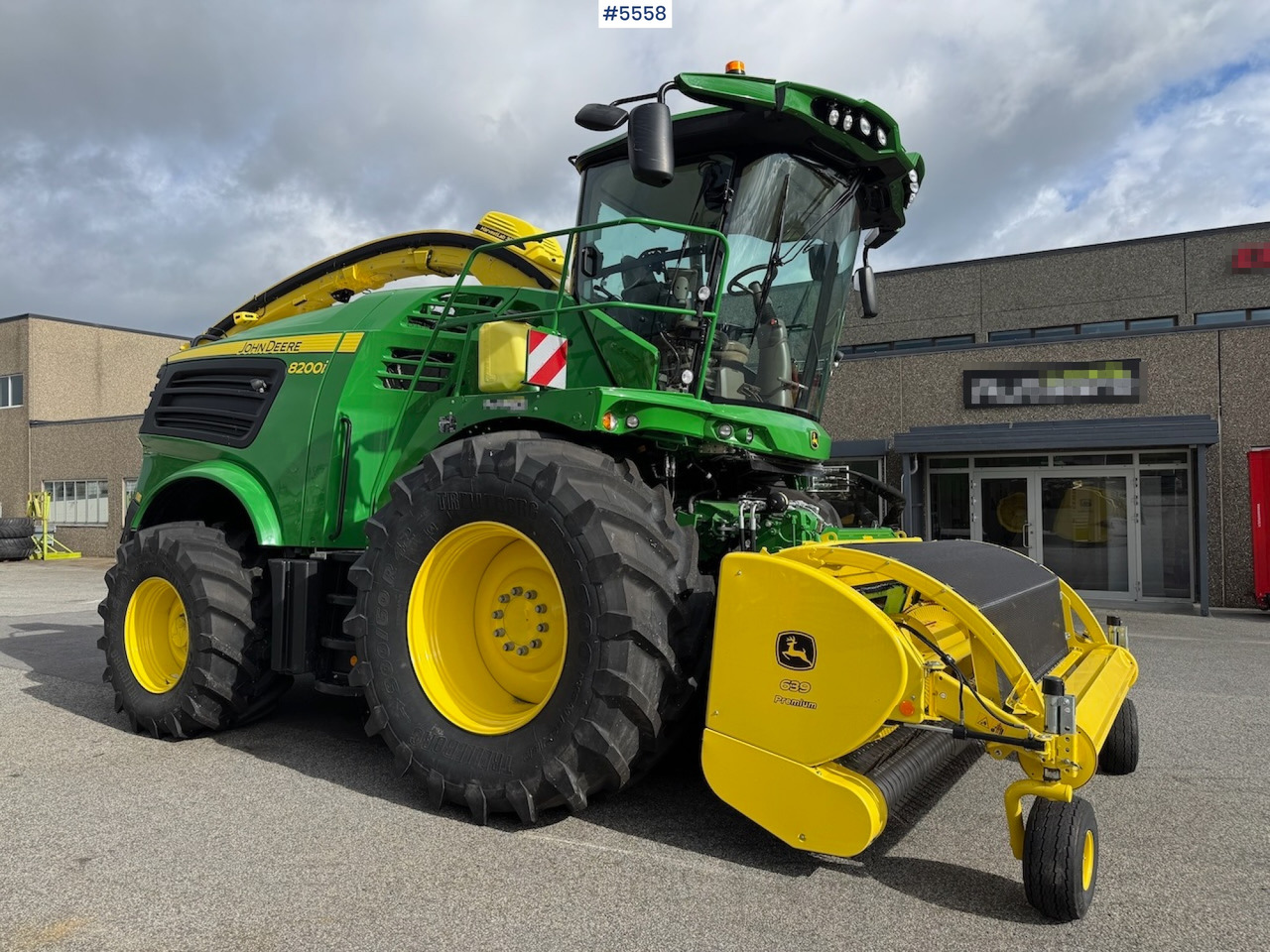 2024 John Deere 8200 in, like new! - Oprema za prevrtanje i razlaganje: slika 1 2024 John Deere 8200 in, like new! - Oprema za prevrtanje i razlaganje: slika 1