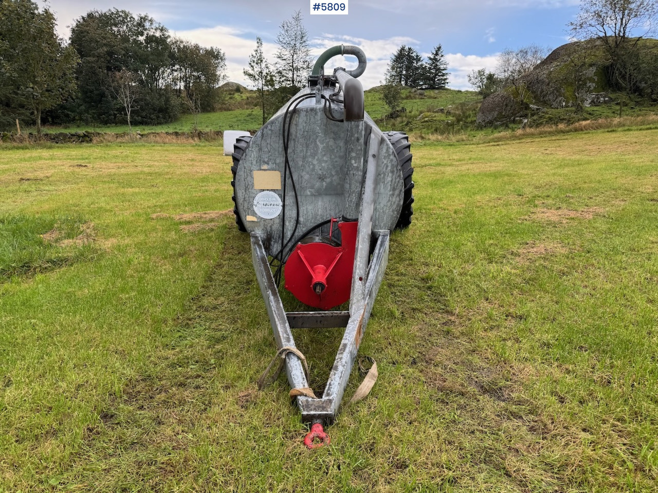 CASE Fertilizer wagon - Cisterna za osoku: slika 3 CASE Fertilizer wagon - Cisterna za osoku: slika 3