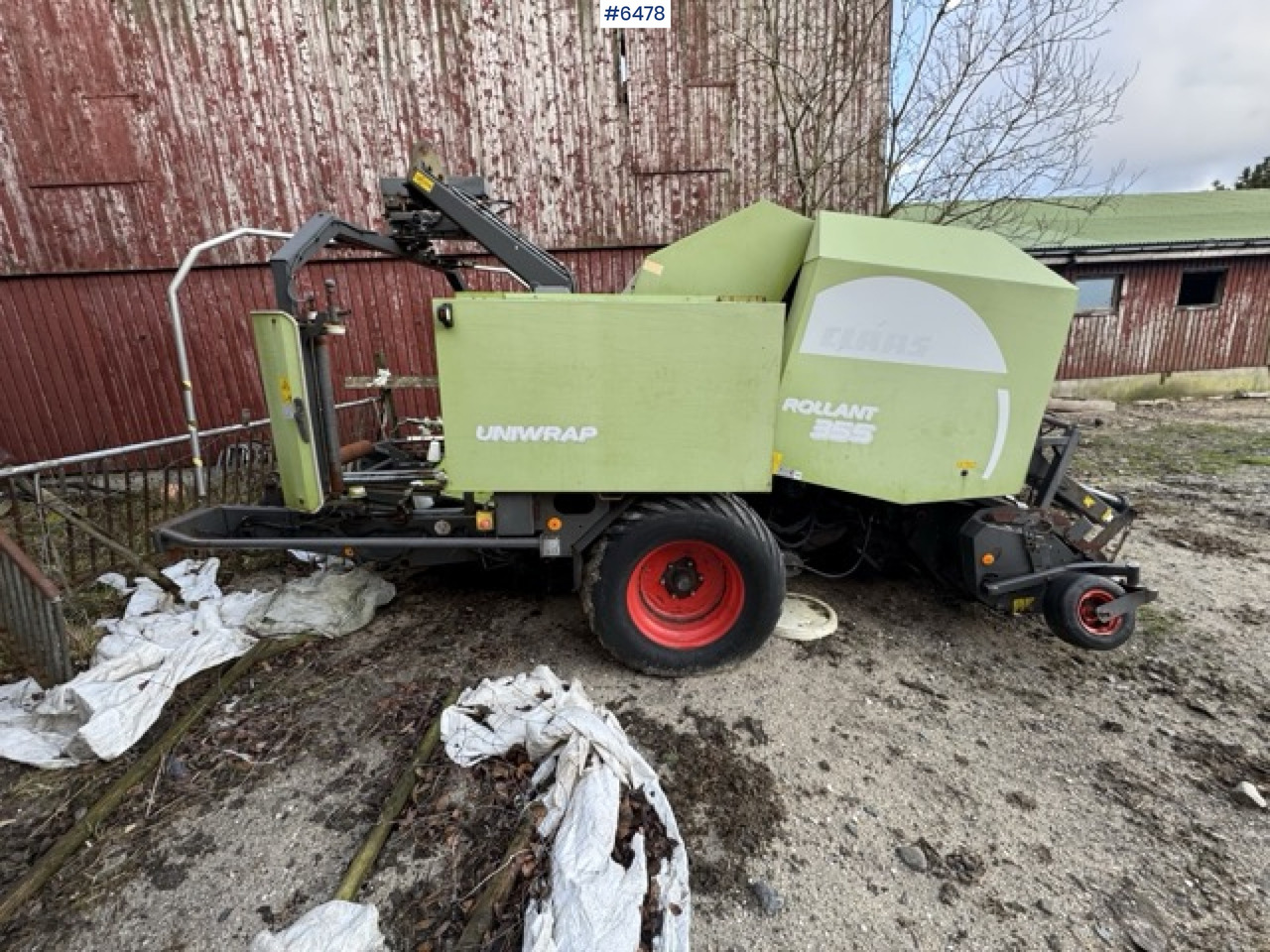 Claas Rollant 255 Uniwrap – 2010 model Condition: Repair project / for parts - Oprema za prevrtanje i razlaganje: slika 4 Claas Rollant 255 Uniwrap – 2010 model Condition: Repair project / for parts - Oprema za prevrtanje i razlaganje: slika 4