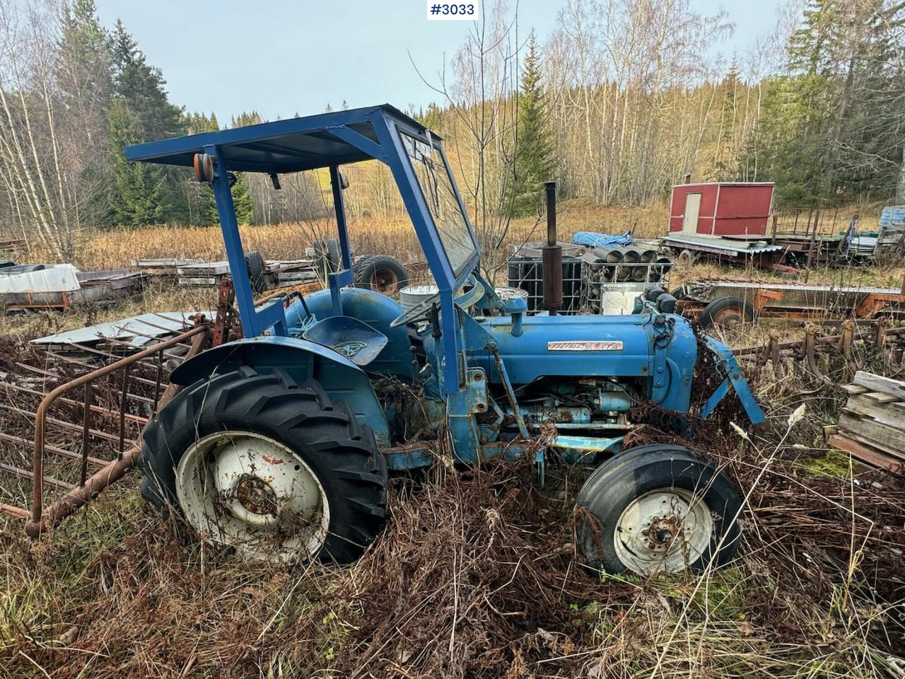 Ford Dexta tractor. Rep object. - Traktor: slika 1 Ford Dexta tractor. Rep object. - Traktor: slika 1