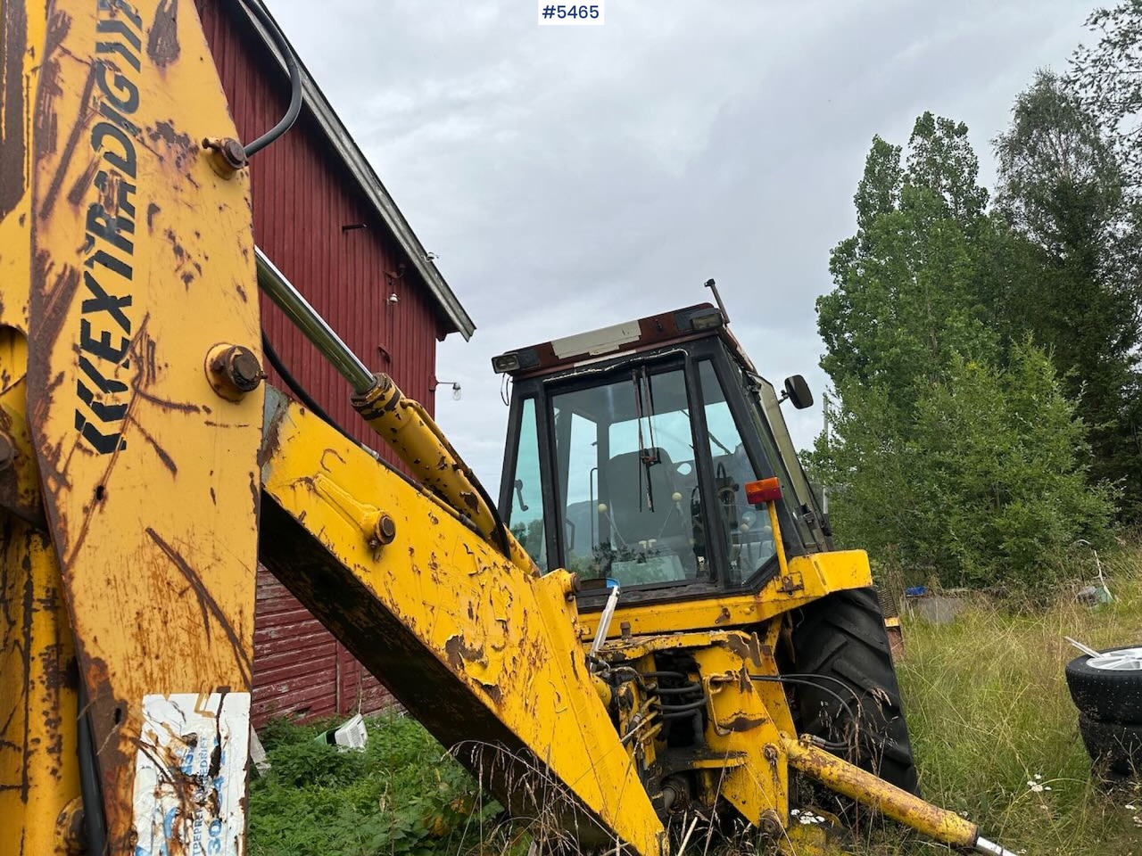 JCB Turbo 4x4 backhoe loader w/ pallet forks. Partial REP object. - Traktor: slika 5 JCB Turbo 4x4 backhoe loader w/ pallet forks. Partial REP object. - Traktor: slika 5