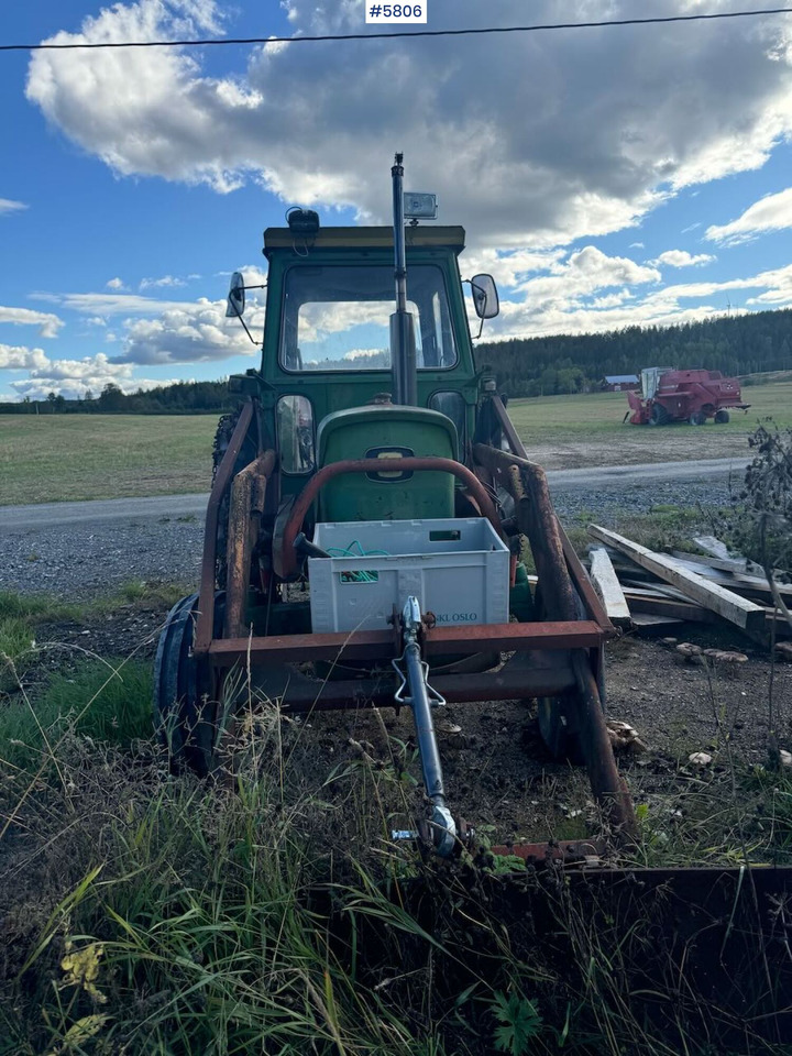 John Deere 2130 - Traktor: slika 5 John Deere 2130 - Traktor: slika 5