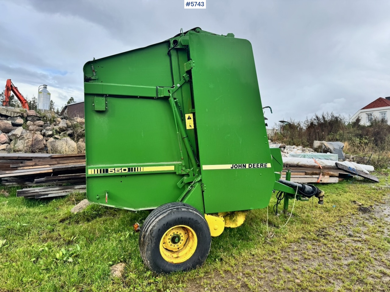 John Deere 550 Round Baler. - Oprema za prevrtanje i razlaganje: slika 5 John Deere 550 Round Baler. - Oprema za prevrtanje i razlaganje: slika 5