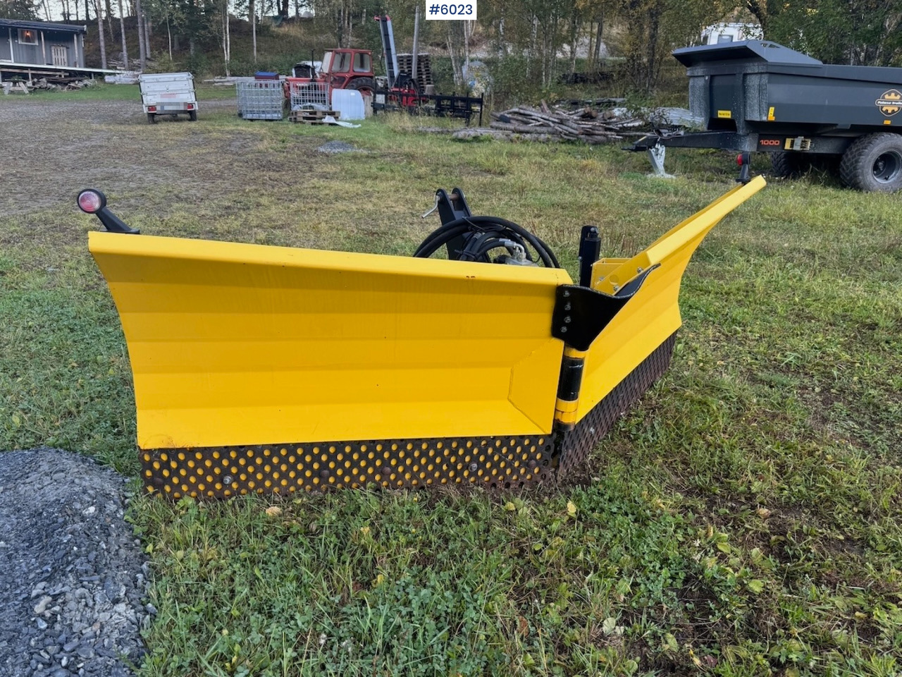 Lilleseth V-plow 270 w/ 3rd and 4th function! - Korisno/ Posebno vozilo: slika 1 Lilleseth V-plow 270 w/ 3rd and 4th function! - Korisno/ Posebno vozilo: slika 1