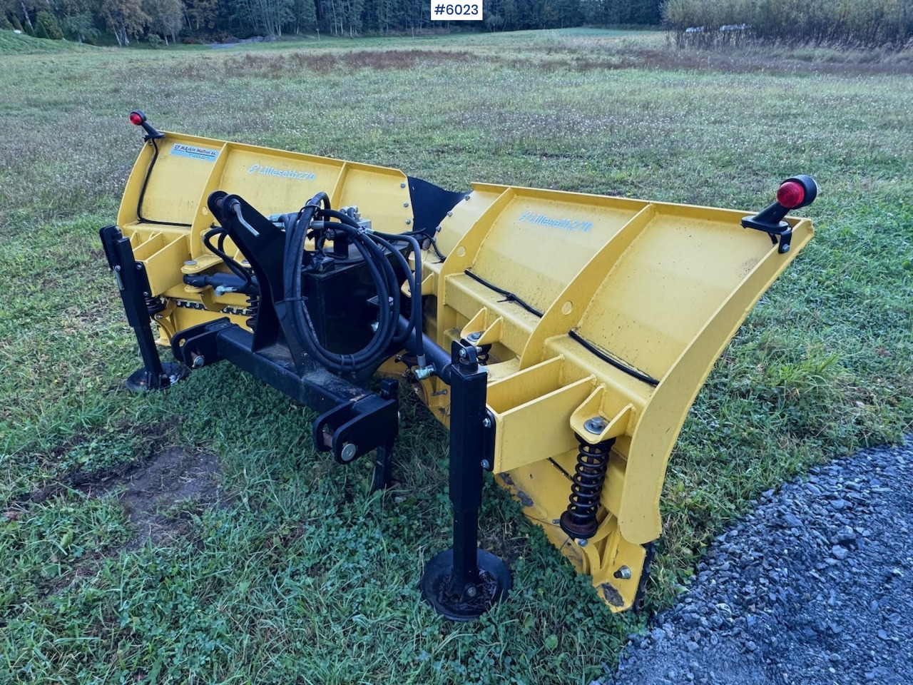 Lilleseth V-plow 270 w/ 3rd and 4th function! - Korisno/ Posebno vozilo: slika 3 Lilleseth V-plow 270 w/ 3rd and 4th function! - Korisno/ Posebno vozilo: slika 3