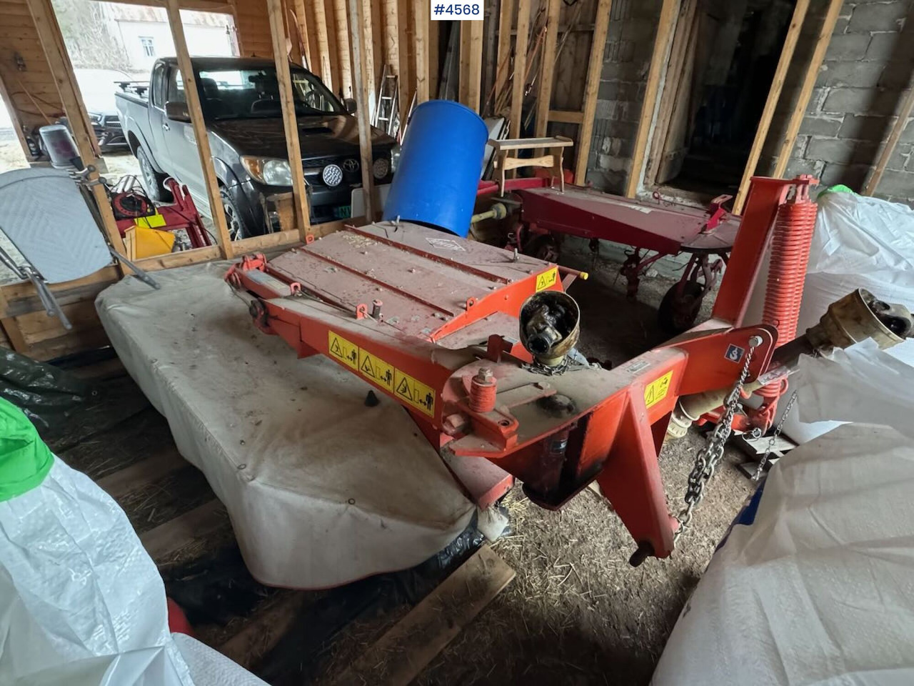 Kuhn grass mower - Oprema za prevrtanje i razlaganje: slika 4 Kuhn grass mower - Oprema za prevrtanje i razlaganje: slika 4