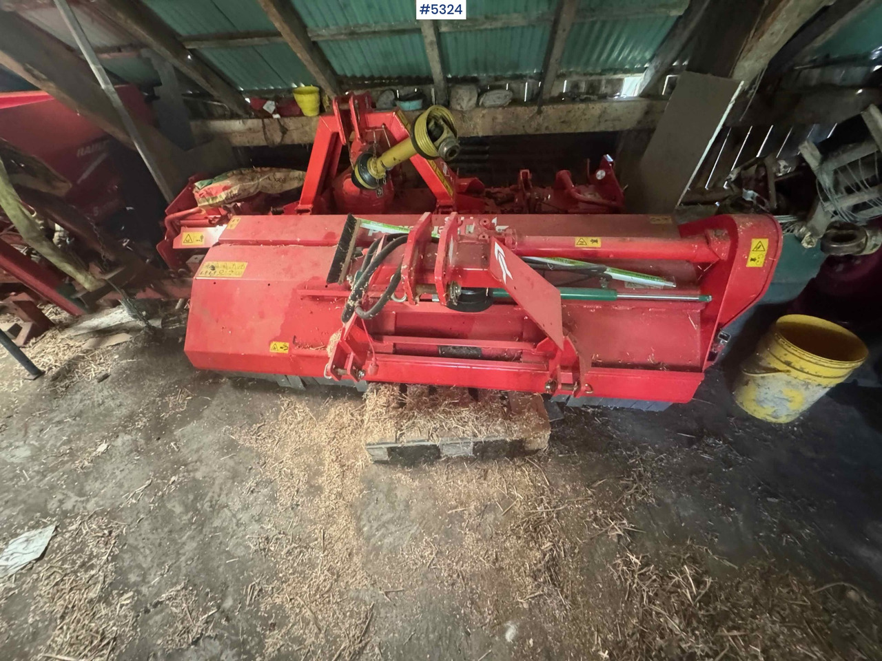 Kverneland FHS pasture mower Rep.object - Oprema za prevrtanje i razlaganje: slika 3 Kverneland FHS pasture mower Rep.object - Oprema za prevrtanje i razlaganje: slika 3