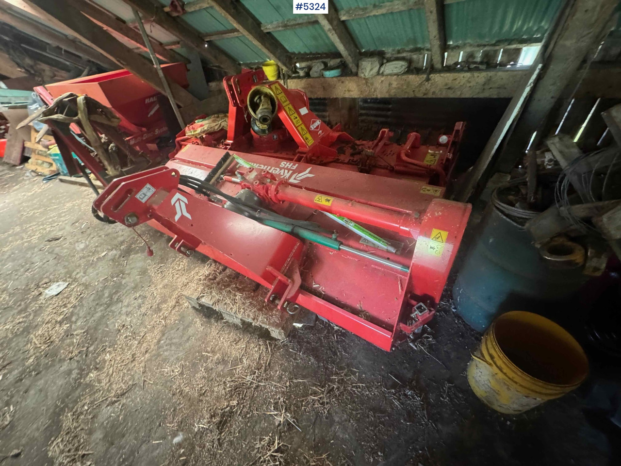 Kverneland FHS pasture mower Rep.object - Oprema za prevrtanje i razlaganje: slika 1 Kverneland FHS pasture mower Rep.object - Oprema za prevrtanje i razlaganje: slika 1