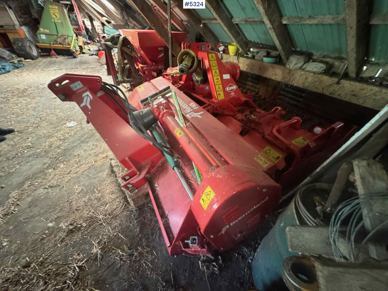 Kverneland FHS pasture mower Rep.object - Oprema za prevrtanje i razlaganje: slika 2 Kverneland FHS pasture mower Rep.object - Oprema za prevrtanje i razlaganje: slika 2