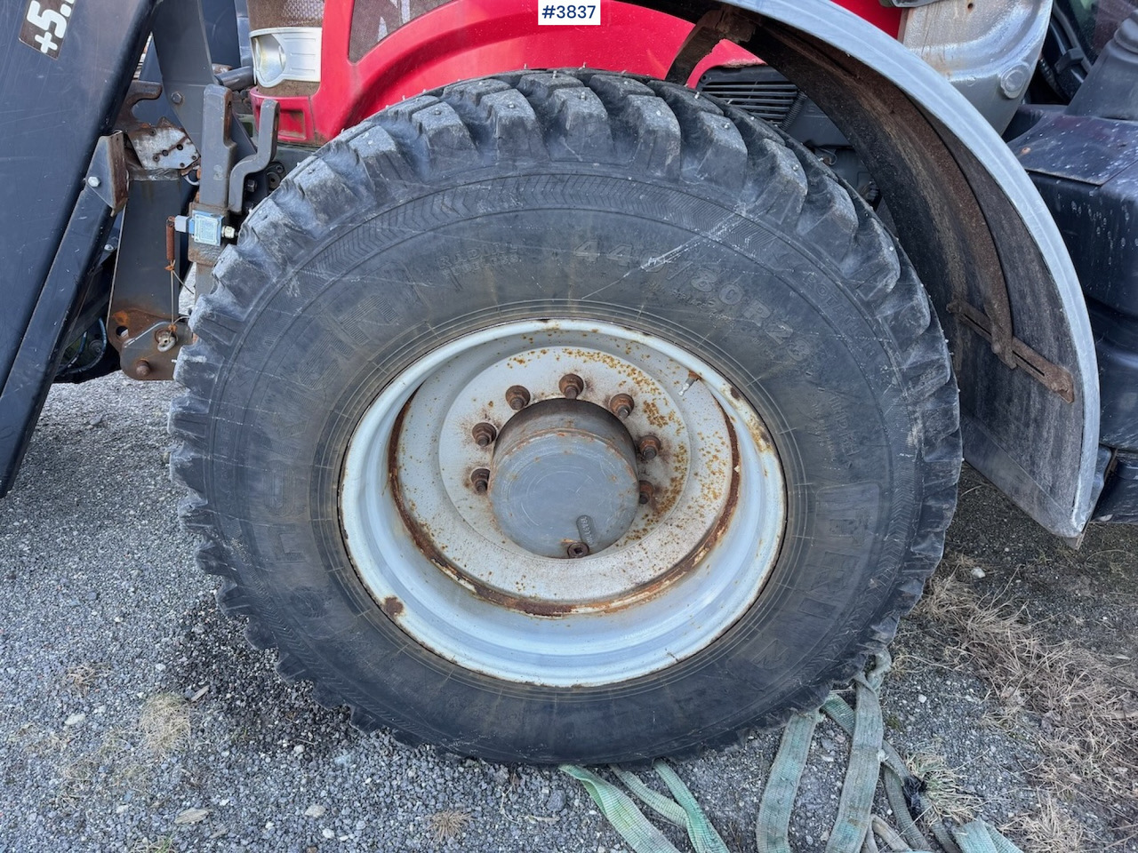 Nokian TRI 2 Tires on rims - Kompletan točak za Poljoprivredna mašina: slika 4 Nokian TRI 2 Tires on rims - Kompletan točak za Poljoprivredna mašina: slika 4
