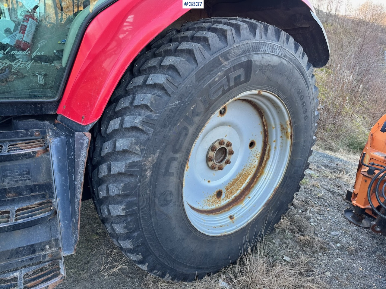 Nokian TRI 2 Tires on rims - Kompletan točak za Poljoprivredna mašina: slika 2 Nokian TRI 2 Tires on rims - Kompletan točak za Poljoprivredna mašina: slika 2