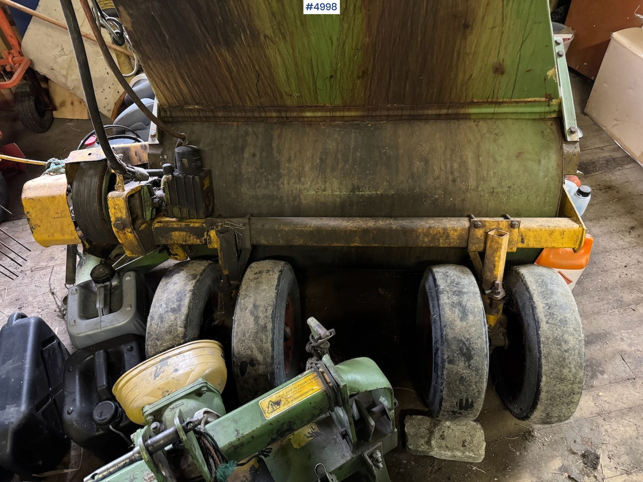 Serigstad FS 134 with steering and tractor frame. - Oprema za prevrtanje i razlaganje: slika 4 Serigstad FS 134 with steering and tractor frame. - Oprema za prevrtanje i razlaganje: slika 4