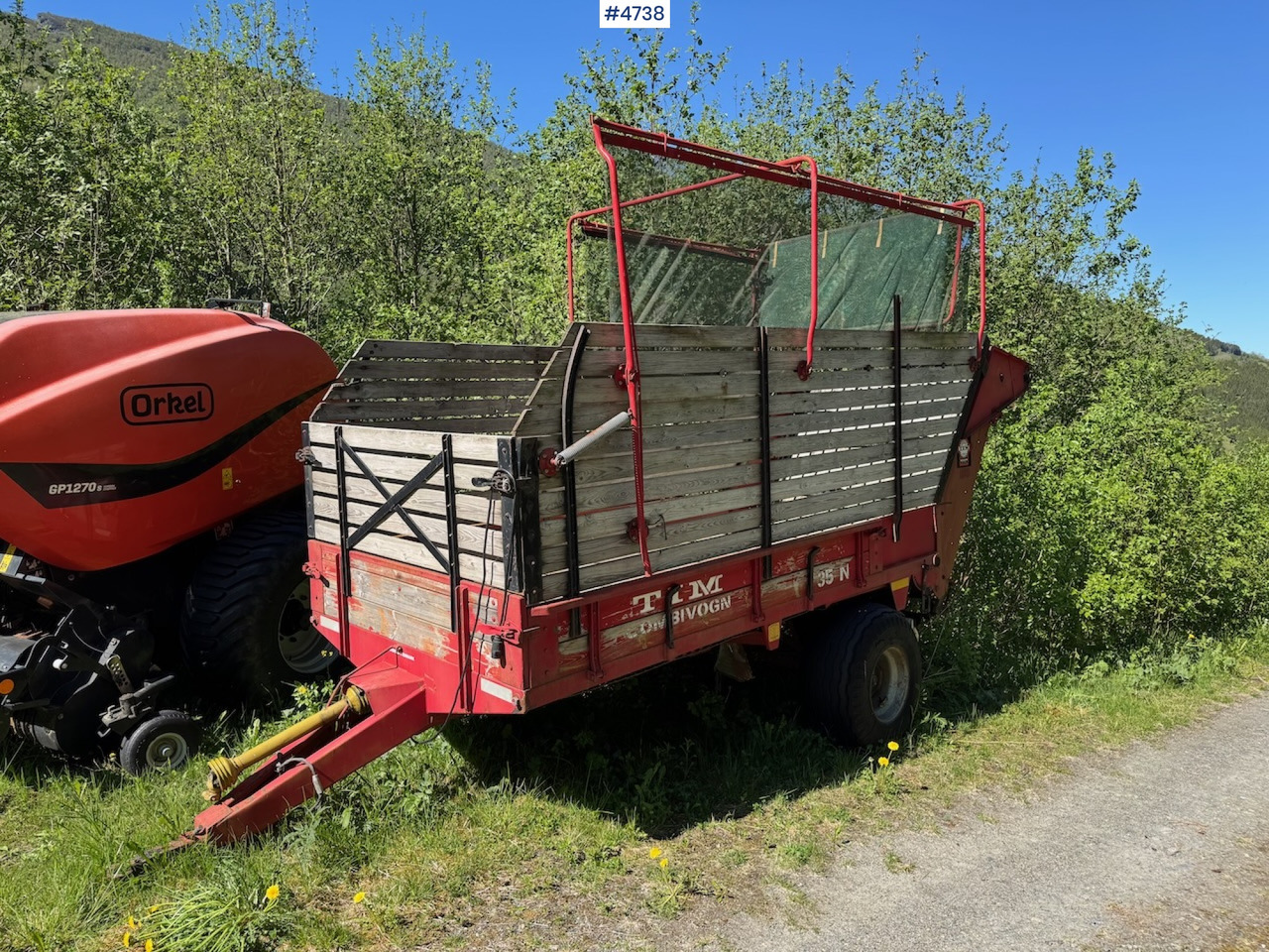Tim Combi-wagon 35 N w/casting roller and net - Oprema za prevrtanje i razlaganje: slika 1 Tim Combi-wagon 35 N w/casting roller and net - Oprema za prevrtanje i razlaganje: slika 1
