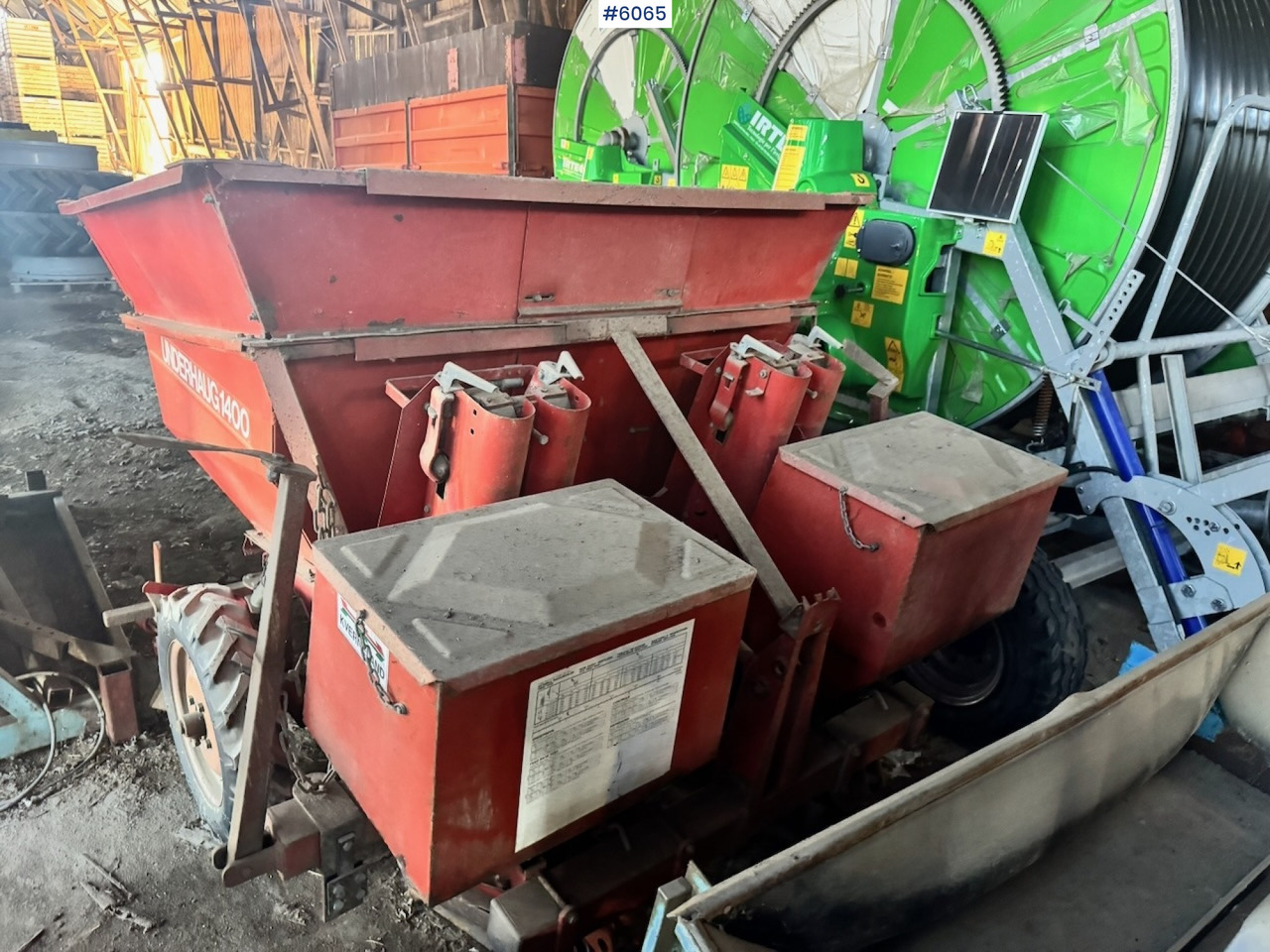 Underhaug 1400 potato planter - Sadilica za krompir: slika 2 Underhaug 1400 potato planter - Sadilica za krompir: slika 2