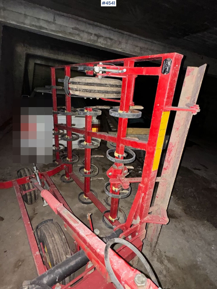 Väderstad Harrow - Oprema za obradu zemljišta: slika 4 Väderstad Harrow - Oprema za obradu zemljišta: slika 4