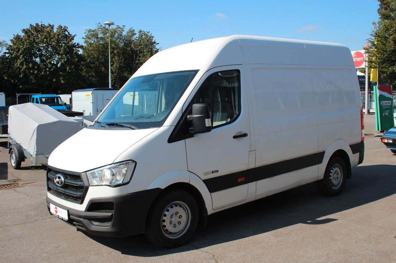 Hyundai H350 Kasten L2H2 Profi Klima 137tKM - Furgon: slika 4 Hyundai H350 Kasten L2H2 Profi Klima 137tKM - Furgon: slika 4