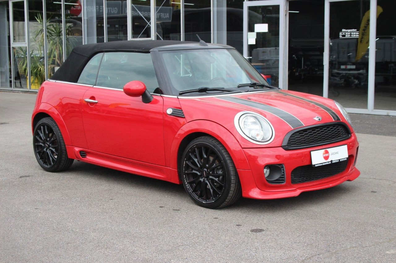 MINI COOPER Cabrio "Works Exterieur" Pepper 114tKM - Automobil: slika 2 MINI COOPER Cabrio "Works Exterieur" Pepper 114tKM - Automobil: slika 2